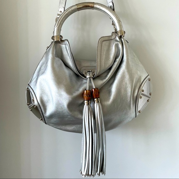 Designer: Gucci
Origin: Italy - Picture 1 of 5